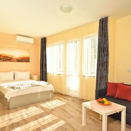 Central Studio #3 Burgas Ngoại thất bức ảnh